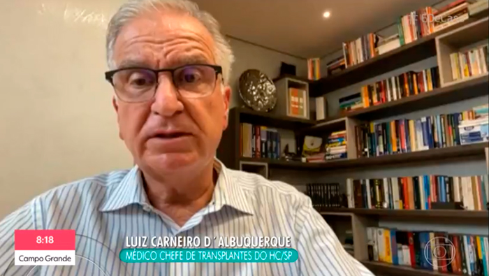Prof. Luiz Carneiro durante entrevista à TV Globo explicando os perigos do uso do kit Covid e a relação com hepatite medicamentosa.