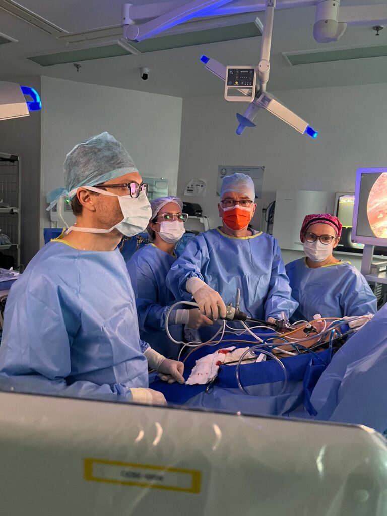Prof. Luiz Carneiro - cirurgia robótica 7